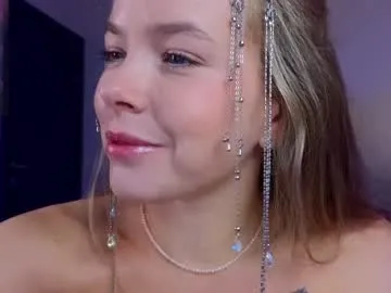 petites_perles – webcam model profile photo Image 9