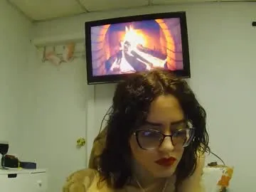 sweetlittleangela – webcam model profile photo Image 3