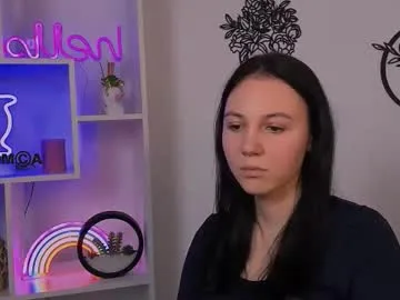 brandeeherout – webcam model profile photo Image 14