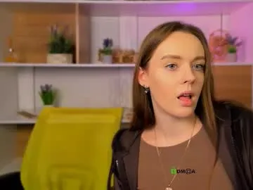 brandeeherout – webcam model profile photo Image 2