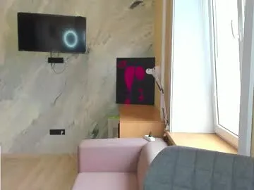 kat2025 – webcam model profile photo Image 3