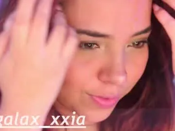 lina_kriss – webcam model profile photo Image 14