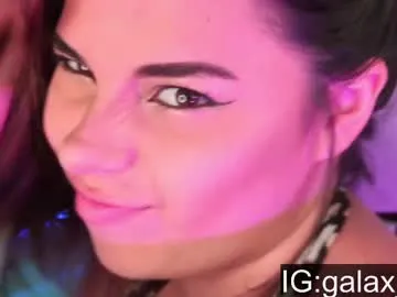 lina_kriss – webcam model profile photo Image 5