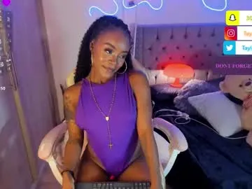 amandatalk – webcam model profile photo Image 12