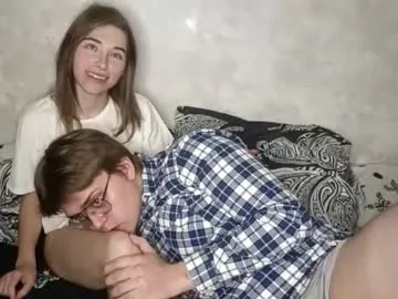 your_dolls – webcam model profile photo Image 2