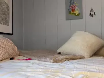 little_sharol – webcam model profile photo Image 11