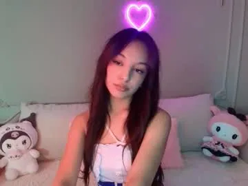 AvaKroft – webcam model profile photo Image 4