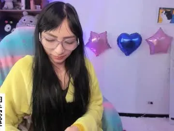 lina_kriss – webcam model profile photo Image 10