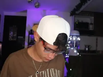 _missperfection_ – webcam model profile photo Image 13