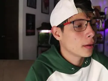 _missperfection_ – webcam model profile photo Image 4