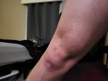 sweetyoops – webcam model profile photo Image 3