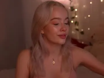 mia_purr – webcam model profile photo Image 16