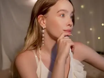 mia_purr – webcam model profile photo Image 8