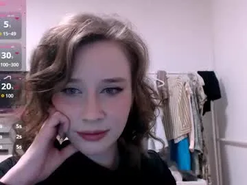 kira0541 – webcam model profile photo Image 2