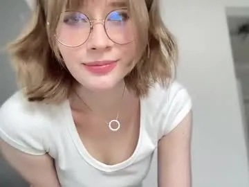 kira0541 – webcam model profile photo Image 6