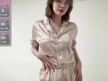 kira0541 – webcam model profile photo Image 7