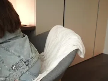 loving_ladies – webcam model profile photo Image 2