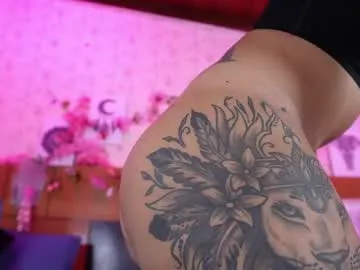 thea__lust – webcam model profile photo Image 16