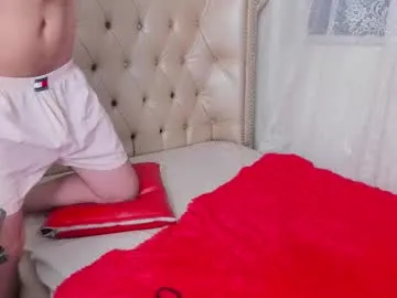 sexy_hot_friends_ – webcam model profile photo Image 13