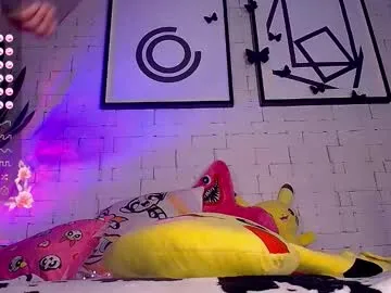 soleyma – webcam model profile photo Image 13