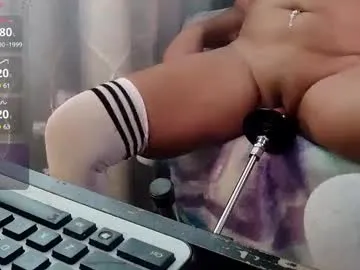 loving_ladies – webcam model profile photo Image 8