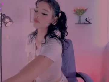 ErikaBonnie – webcam model profile photo Image 3