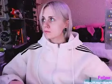 paolahard – webcam model profile photo Image 2