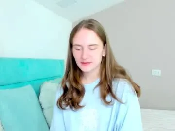 kristigroune – webcam model profile photo Image 19