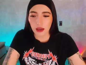 CassyTorres – webcam model profile photo Image 12