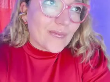 emina_woody – webcam model profile photo Image 11