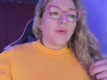 emina_woody – webcam model profile photo Image 5