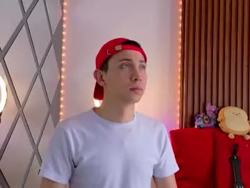 petites_perles – webcam model profile photo Image 18