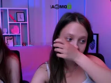 petites_perles – webcam model profile photo Image 6