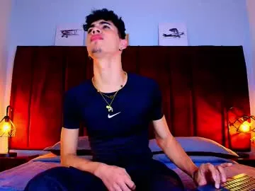 mommyswett – webcam model profile photo Image 9