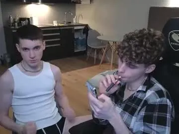 sexy_hot_friends_ – webcam model profile photo Image 17