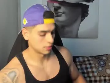 ella_twinkle – webcam model profile photo Image 3