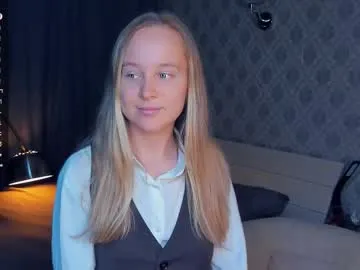 charming_flower – webcam model profile photo Image 7