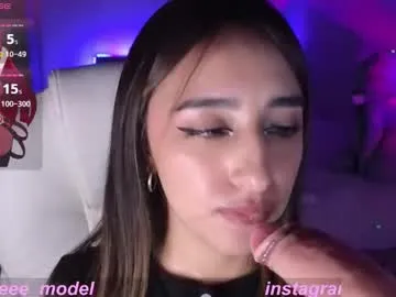 realtryit – webcam model profile photo Image 17