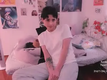 angelsofaurora – webcam model profile photo Image 17