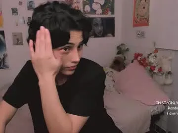 angelsofaurora – webcam model profile photo Image 5