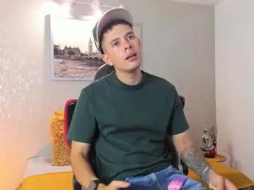 trippylilly – webcam model profile photo Image 12