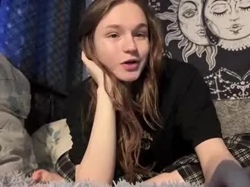 petites_perles – webcam model profile photo Image 2