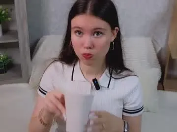 evanew_ – webcam model profile photo Image 7