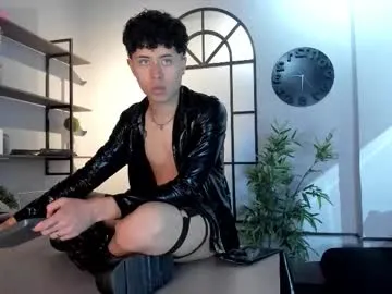 petites_perles – webcam model profile photo Image 12