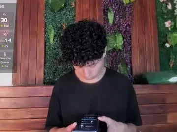 petites_perles – webcam model profile photo Image 15