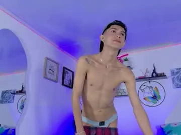 tinkerdinky – webcam model profile photo Image 13