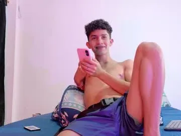 tinkerdinky – webcam model profile photo Image 2