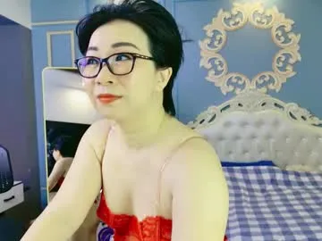 brandywhite – webcam model profile photo Image 4