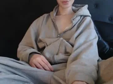 _myaa – webcam model profile photo Image 18