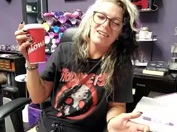 solosara8 – webcam model profile photo Image 4